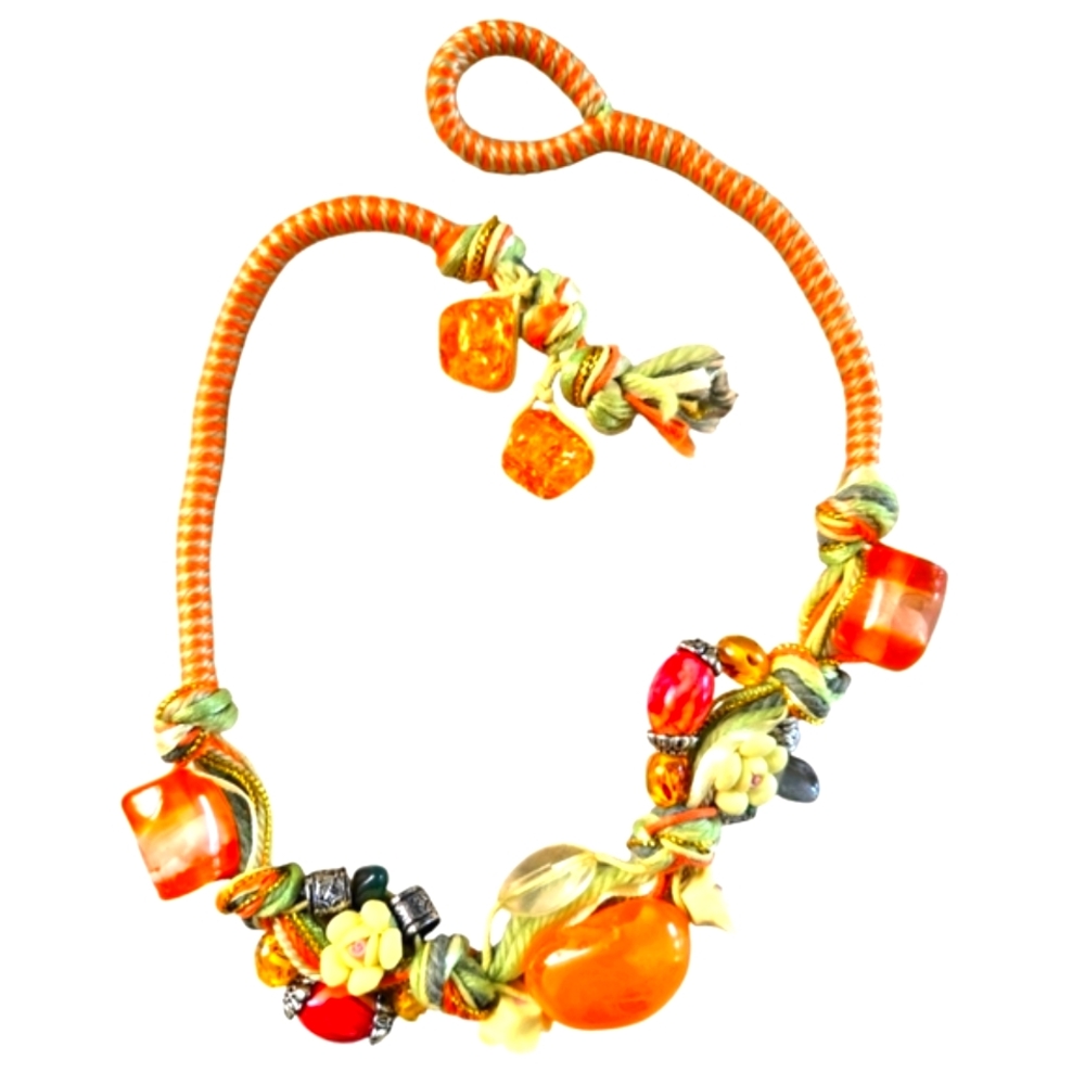 🌴3/$10 Bead & cord necklace